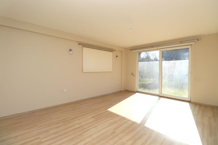 Image No.34-11 Bed House/Villa for sale