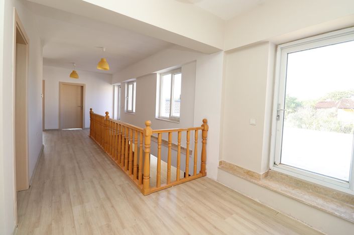 Image No.36-11 Bed House/Villa for sale