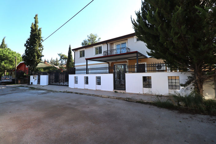 Image No.7-11 Bed House/Villa for sale