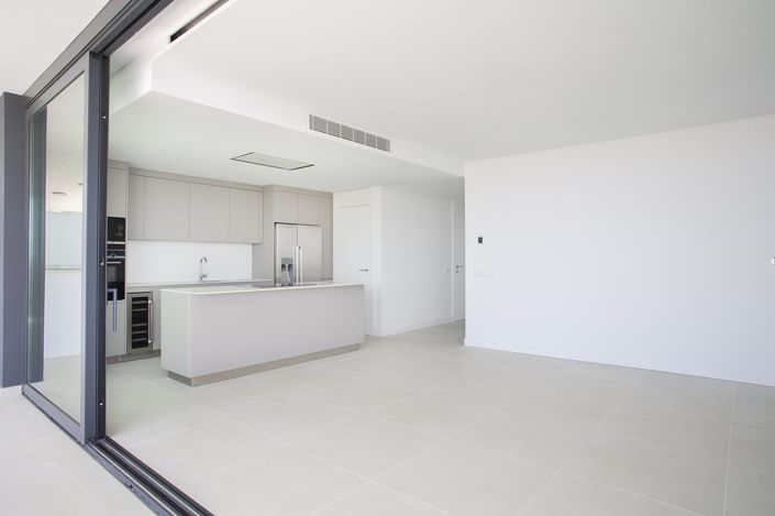 Image No.10-3 Bed Apartment for sale