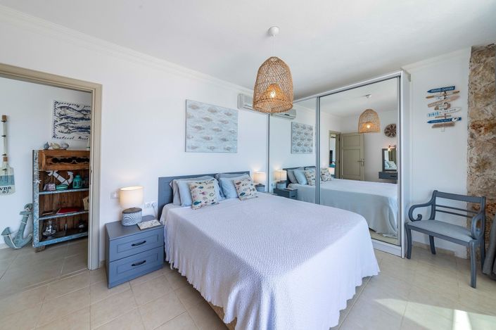 Image No.42-4 Bed House/Villa for sale