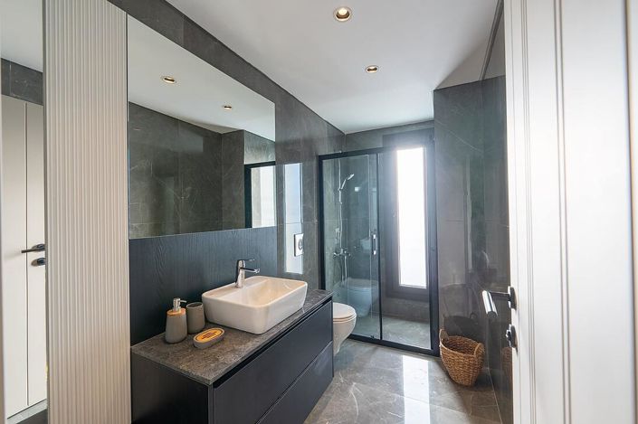 Image No.44-Maison / Villa de 4 chambres à vendre à Güvendik