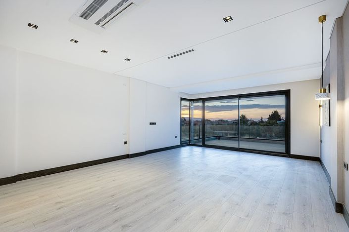 Image No.21-Maison / Villa de 5 chambres à vendre à Izmir