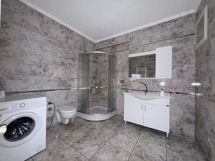 Image No.20-Appartement de 3 chambres à vendre à Akçaabat