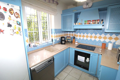 Interior 4
