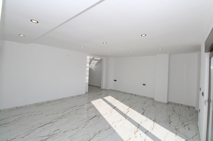 Image No.22-4 Bed House/Villa for sale