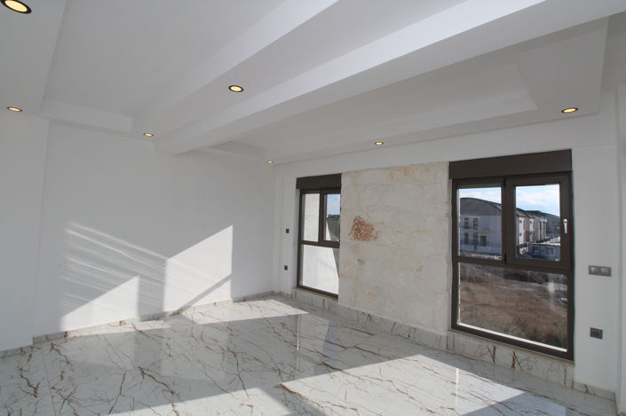 Image No.24-4 Bed House/Villa for sale