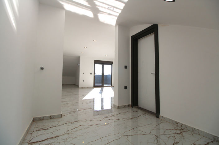 Image No.29-4 Bed House/Villa for sale