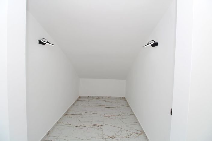 Image No.31-4 Bed House/Villa for sale