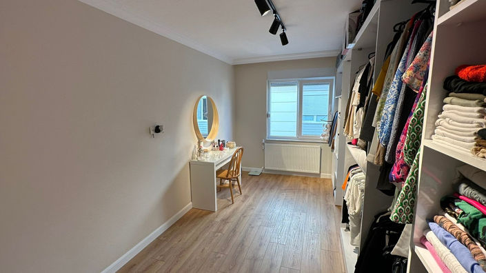 Image No.19-3 Bed Apartment for sale