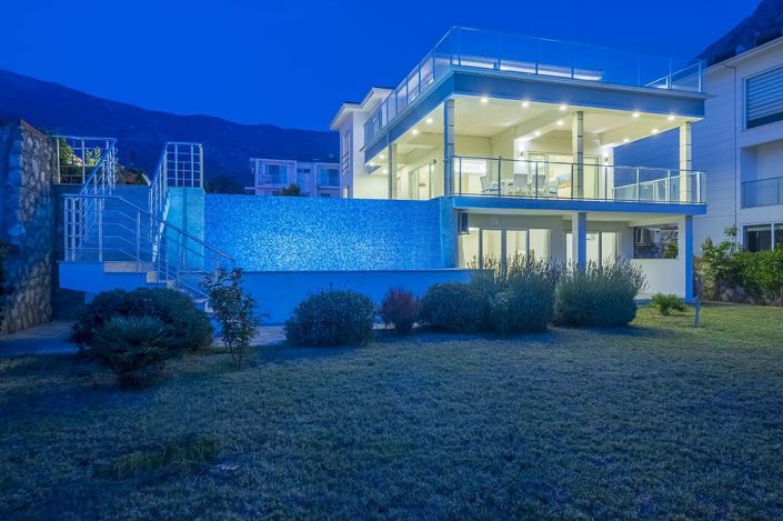 Image No.9-5 Bed House/Villa for sale