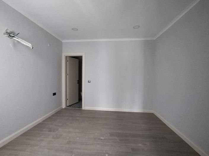 Image No.9-1 Bed Commercial for sale