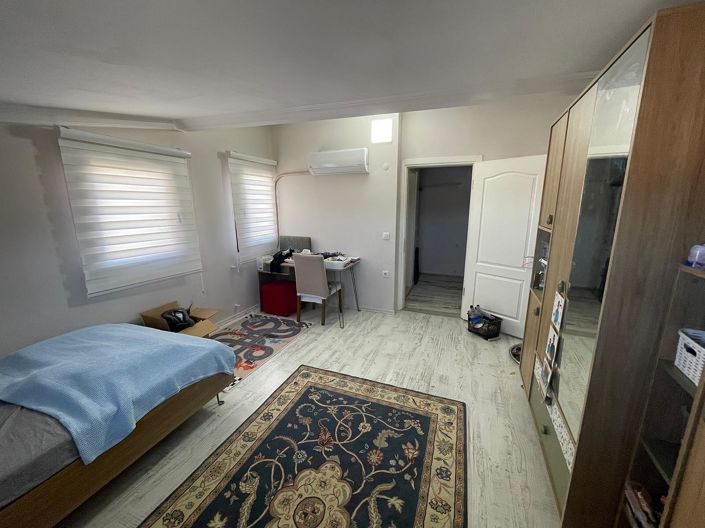 Image No.12-3 Bed Apartment for sale