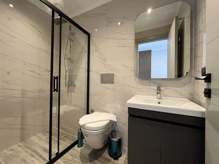 Image No.21-3 Bed Apartment for sale