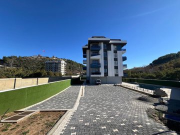 Exterior 2