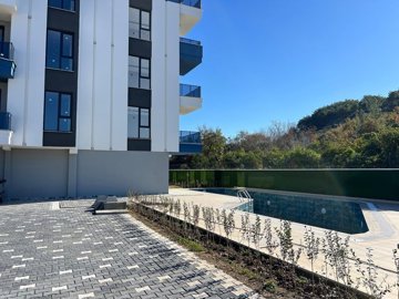 Exterior 5