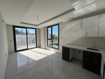 Interior 2