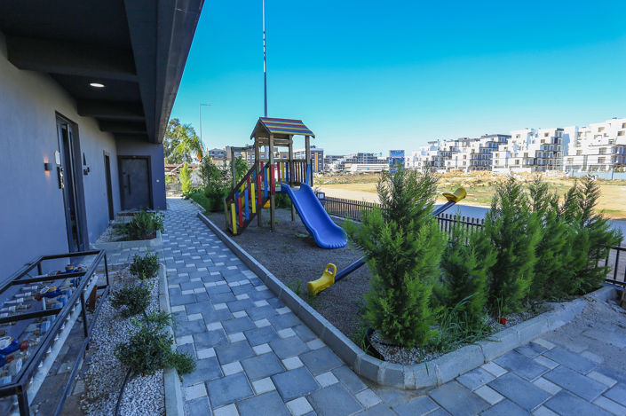 Image No.17-12 Bed House/Villa for sale