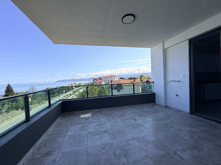 Image No.18-3 Bed Apartment for sale