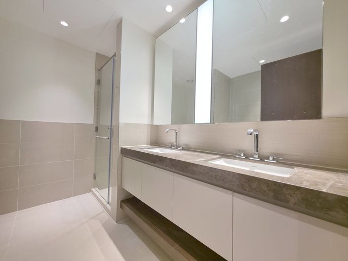 Image No.20-3 Bed Apartment for sale