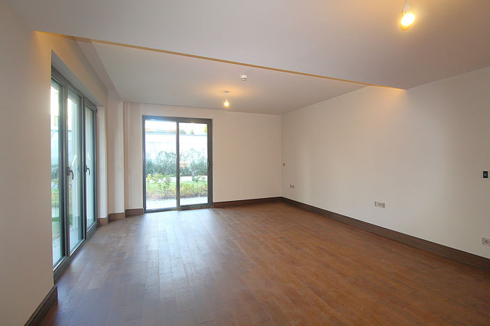 Image No.20-3 Bed Apartment for sale