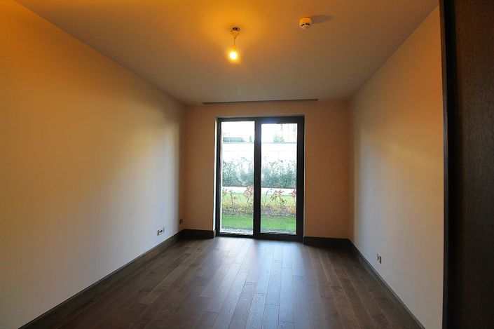 Image No.29-5 Bed Apartment for sale