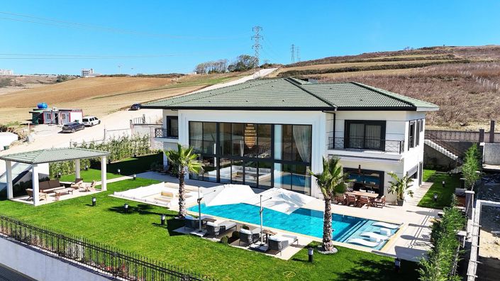 Image No.2-6 Bed House/Villa for sale