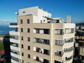 Exterior 6