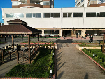 Exterior 6