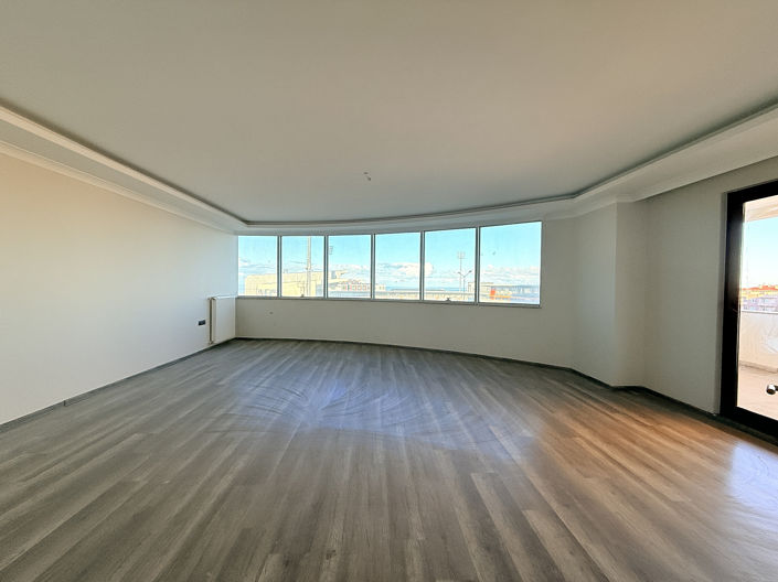 Image No.9-4 Bed Apartment for sale