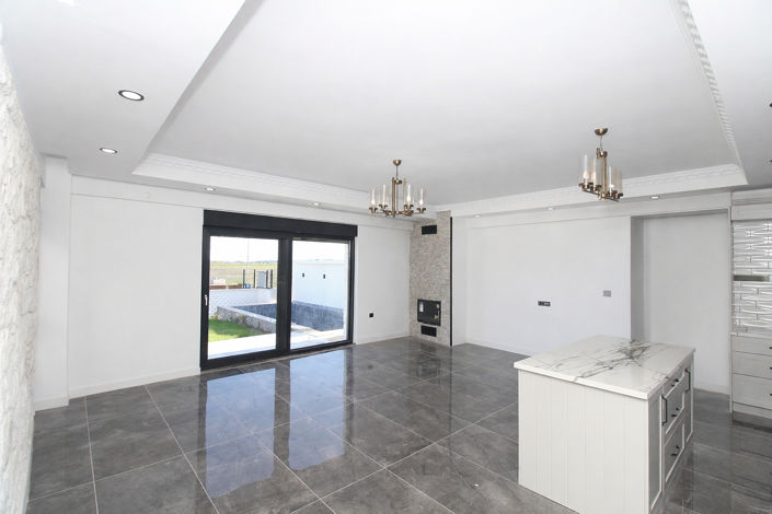 Image No.10-5 Bed House/Villa for sale