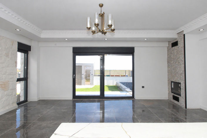 Image No.12-5 Bed House/Villa for sale