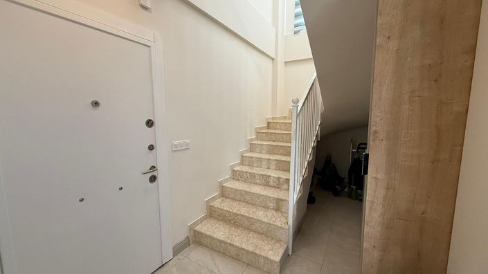 Image No.42-4 Bed House/Villa for sale