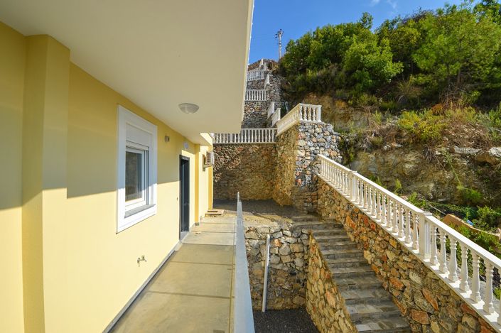 Image No.4-3 Bed Apartment for sale