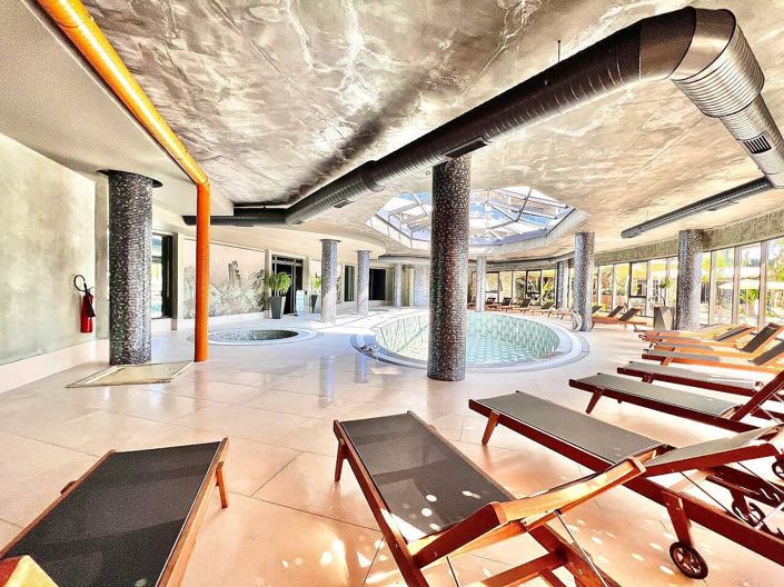 Image No.8-2 Bed Apartment for sale