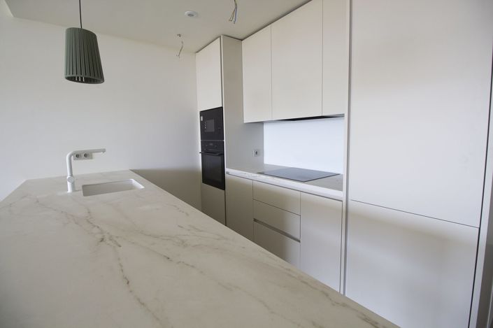 Image No.20-2 Bed Apartment for sale