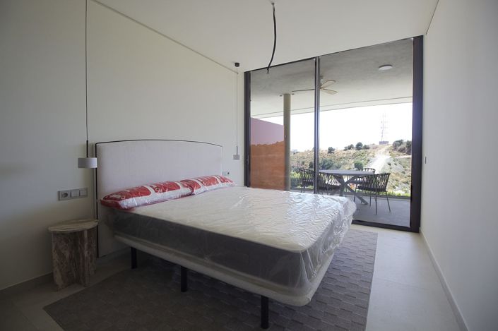 Image No.22-2 Bed Apartment for sale