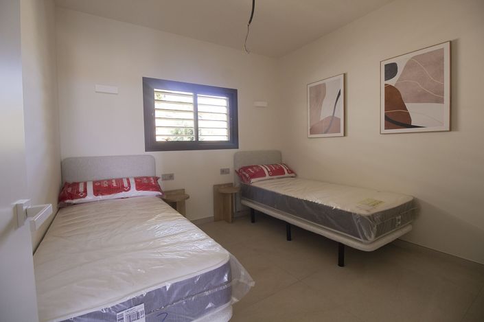 Image No.25-2 Bed Apartment for sale