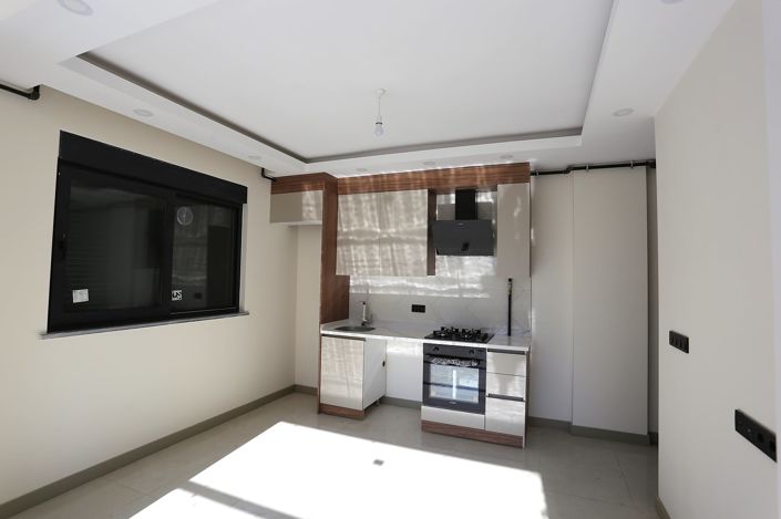 Image No.19-5 Bed Apartment for sale