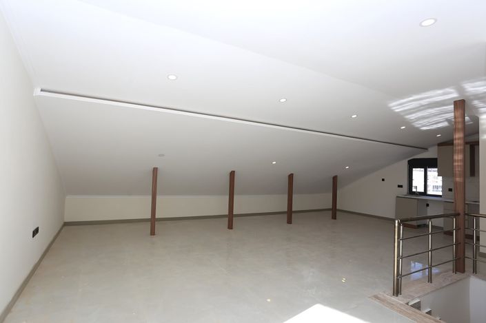 Image No.21-5 Bed Apartment for sale