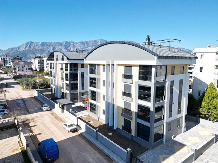 Image No.3-5 Bed Apartment for sale