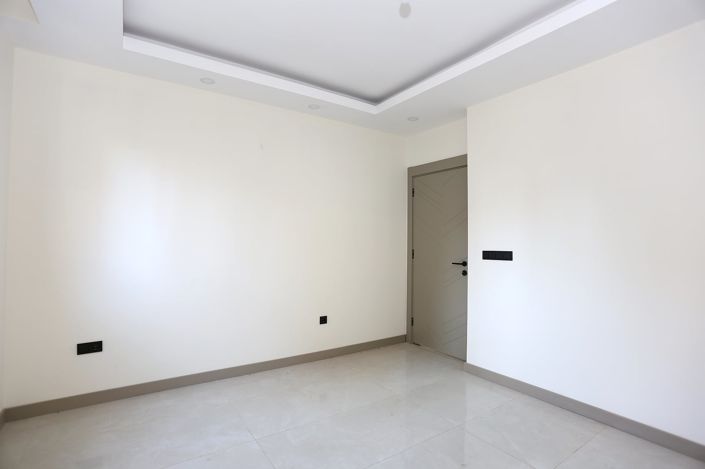 Image No.32-5 Bed Apartment for sale