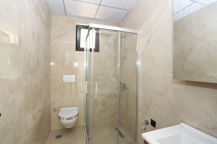 Image No.34-5 Bed Apartment for sale