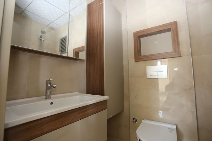 Image No.47-5 Bed Apartment for sale