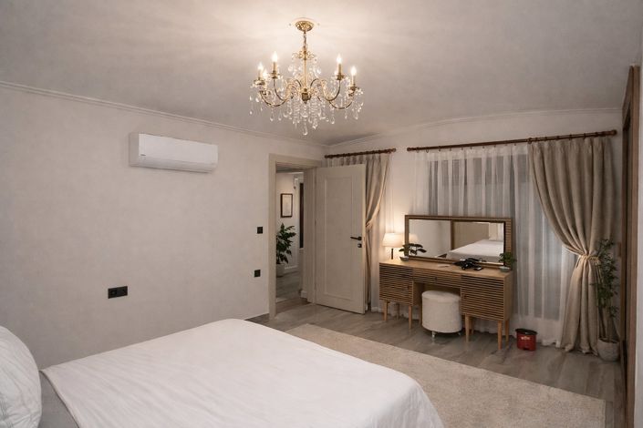 Image No.20-4 Bed House/Villa for sale