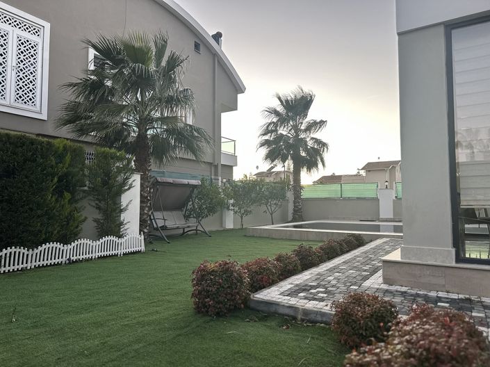 Image No.8-4 Bed House/Villa for sale