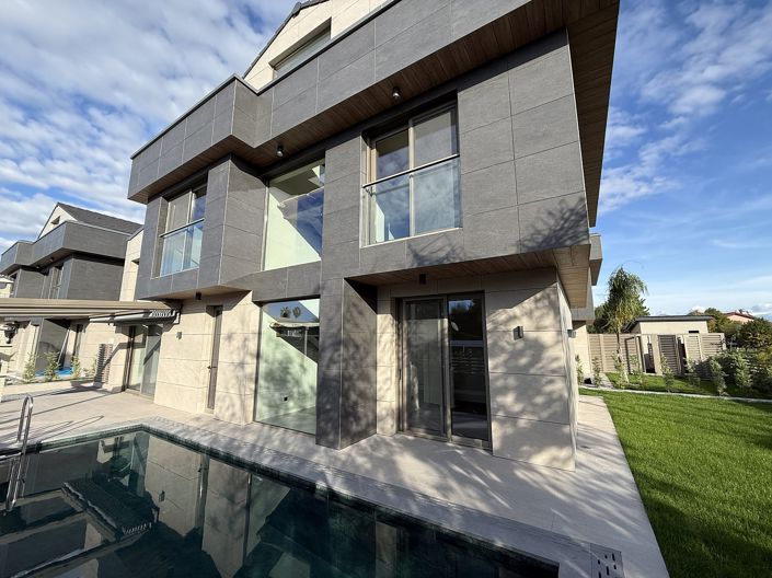 Image No.4-4 Bed House/Villa for sale