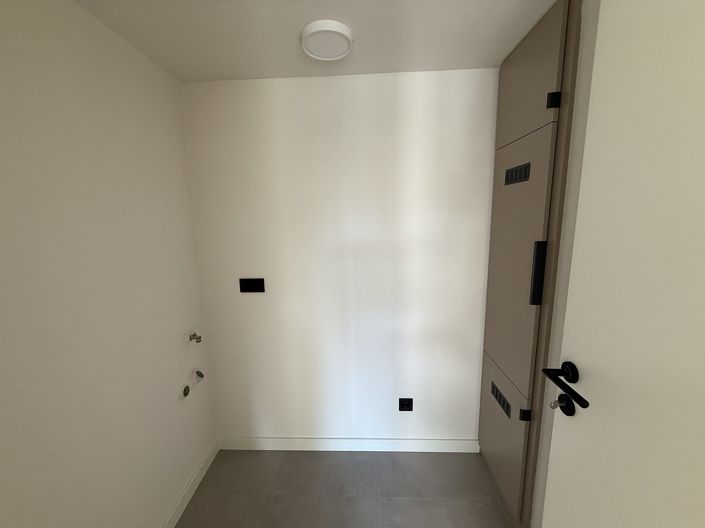 Image No.42-4 Bed House/Villa for sale