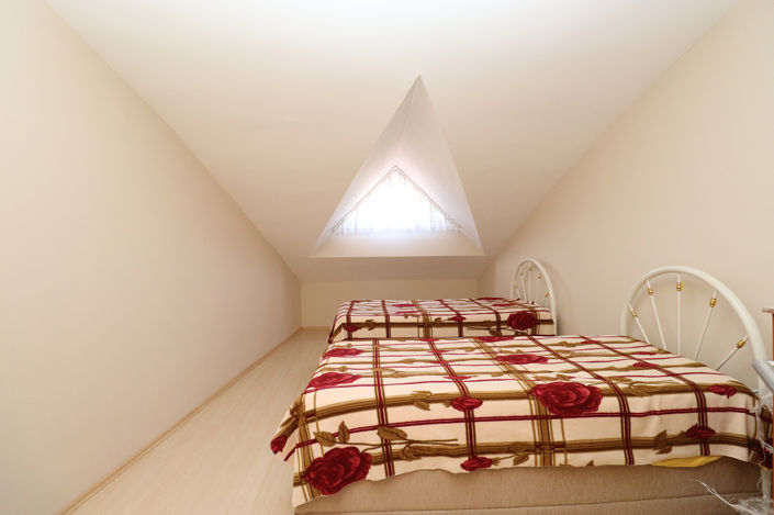 Image No.16-7 Bed Apartment for sale