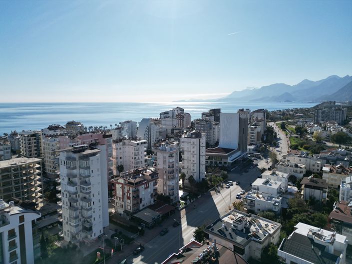 Image No.2-7 Bed Apartment for sale